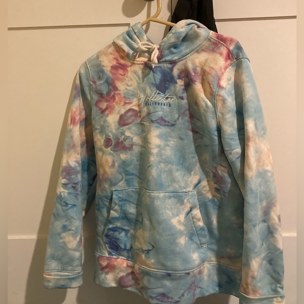 Tye Dye Hollister Hoodie, barely worn. - Picture 2 of 5